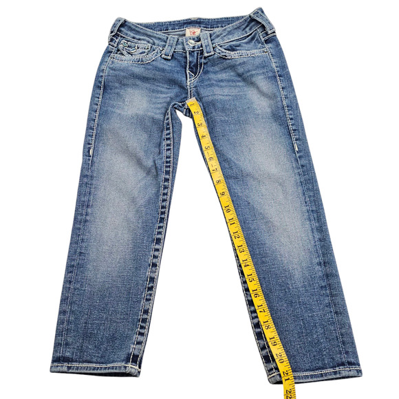 True Religion Capri Jeans Womens Size26 Disco Lily Big T Embellished Distressed - Picture 14 of 15